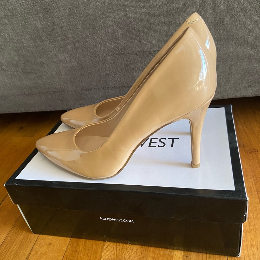 ‼️SALE Nine West nude pumps heels size 8